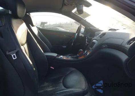 2008 Mercedes-Benz Sl 550 z USA, uszkodzony, nr VIN WDBSK71F78F139662